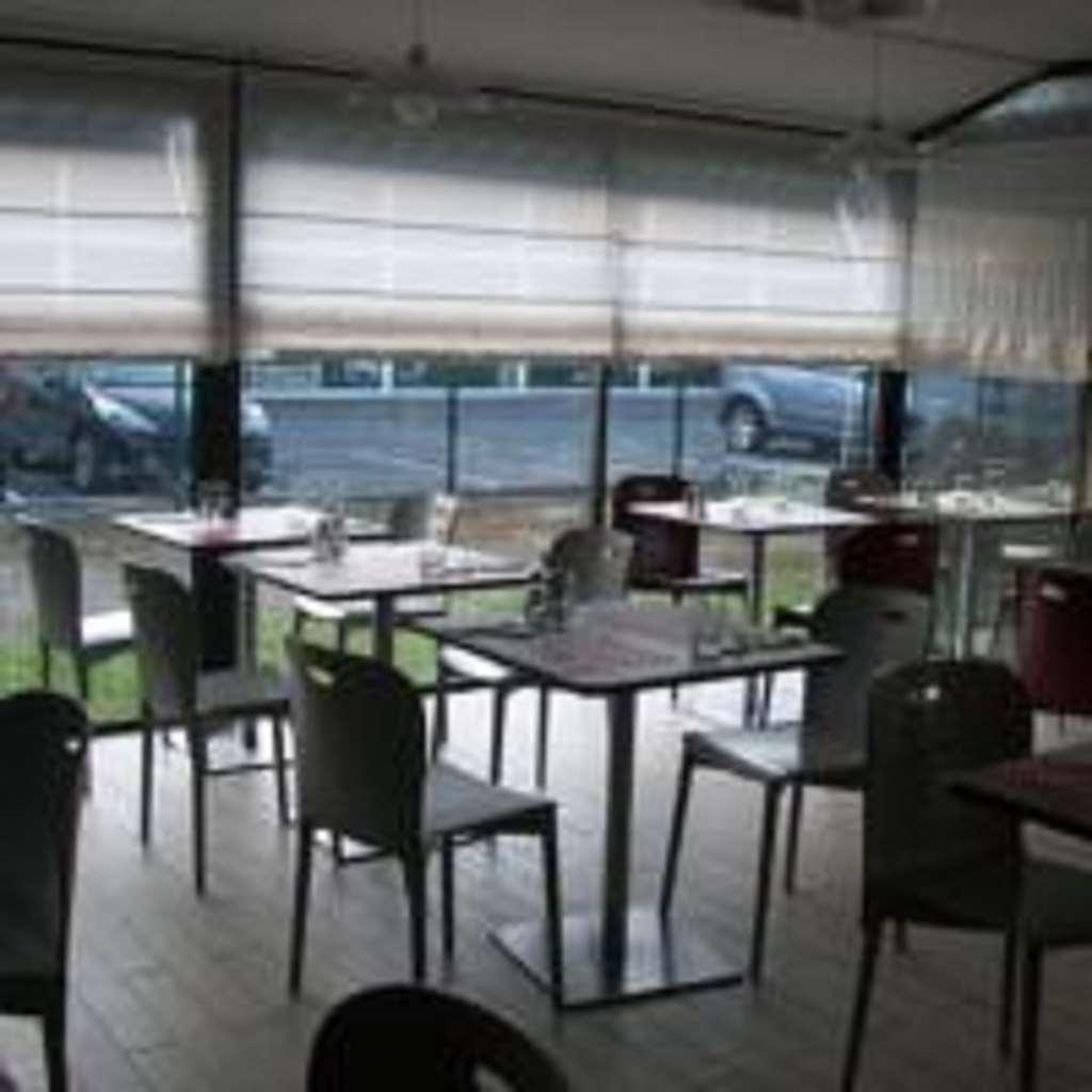 Kyriad Tarbes Bastillac Nhà hàng bức ảnh